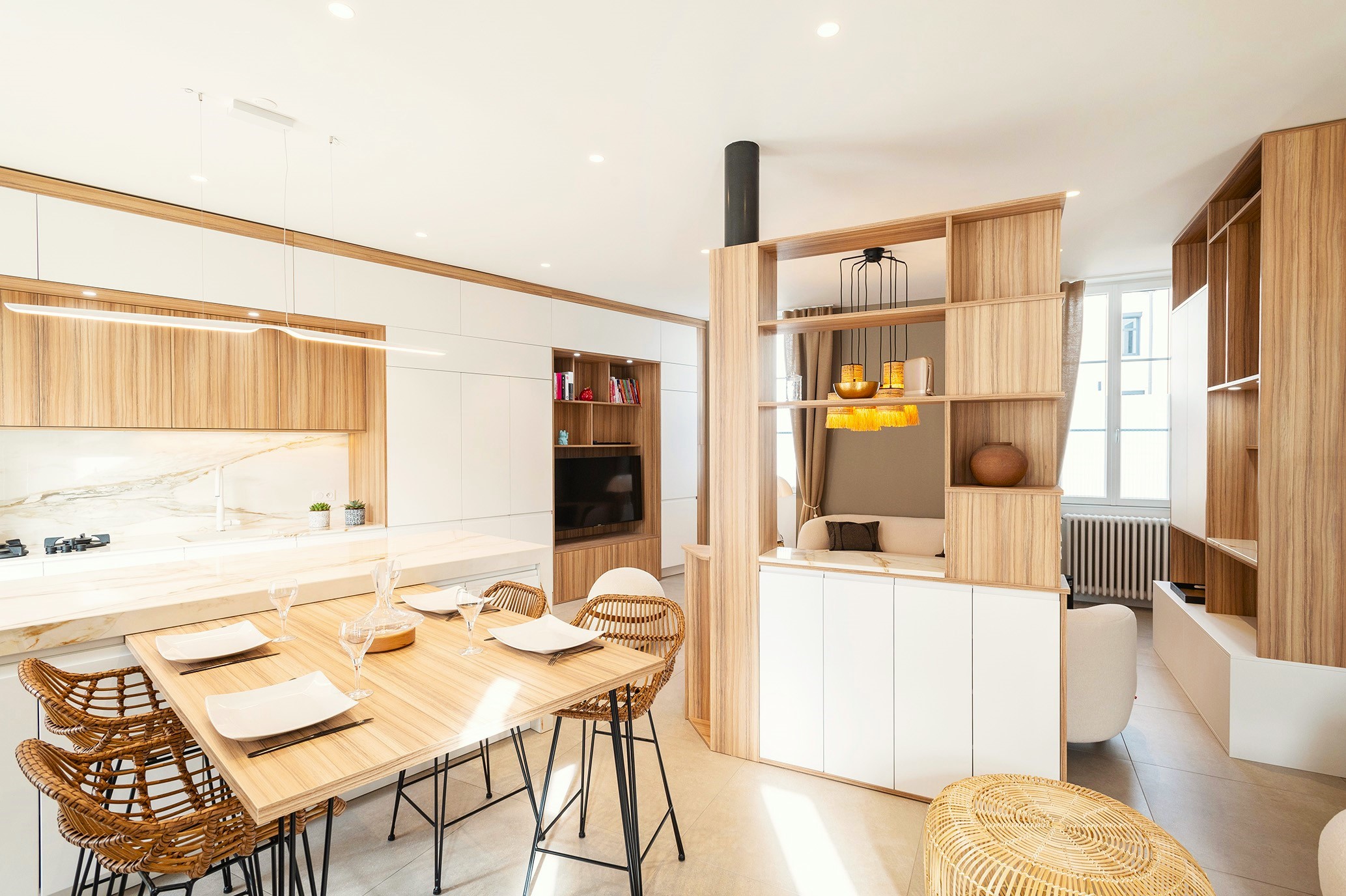 Cuisine blanche et bois