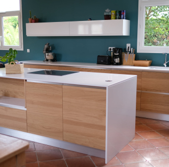 Cuisine noire et bois