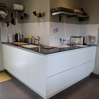 Cuisine noire et blanche