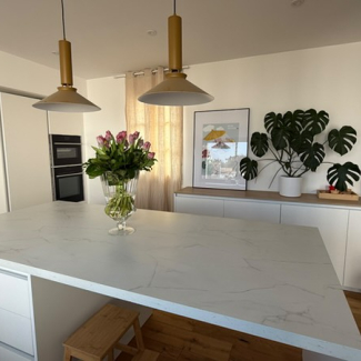 Plan de travail blanc