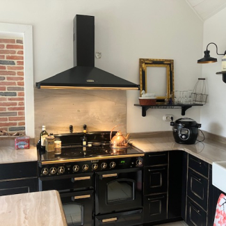 Cuisine noire et bois