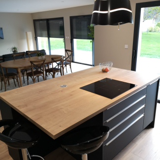 Cuisine noire et bois