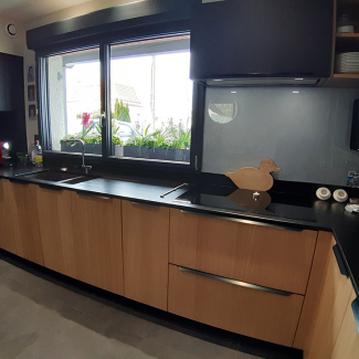 Cuisine noire et bois