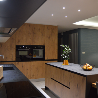 Cuisine noire et bois