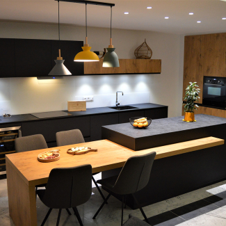 Cuisine noire et bois