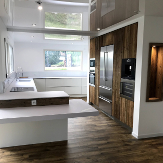 Cuisine blanche et bois