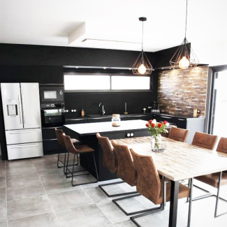 Cuisine noire et bois