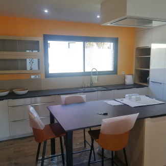 Cuisine blanche brillante