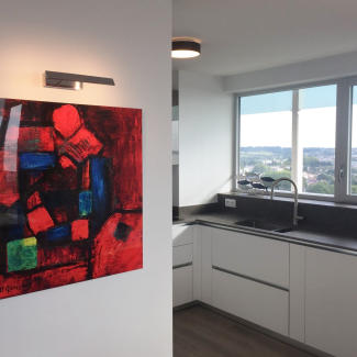 cuisine marron et blanche