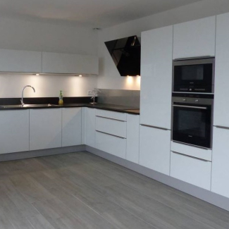 cuisine noire et blanche