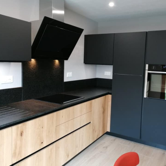 cuisine noire et bois