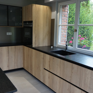 cuisine noire et bois