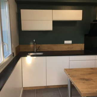 cuisine noire et blanche