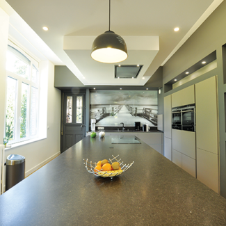 cuisine grise et bois