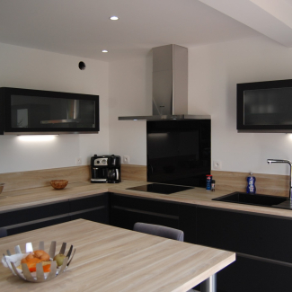 Cuisine noire et bois