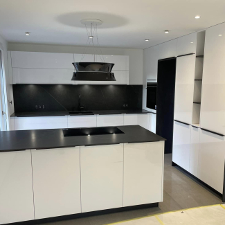 Cuisine blanche et noire