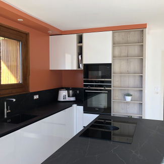 Cuisine blanche et noire